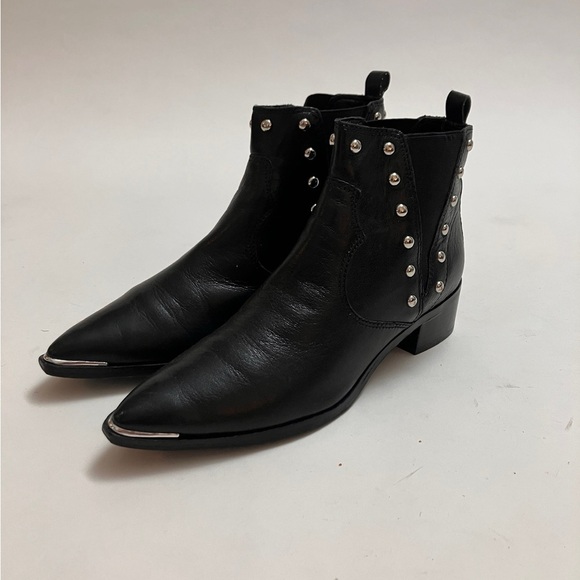 MARC FISHER “Yale” bootie with silver studs - Picture 1 of 7
